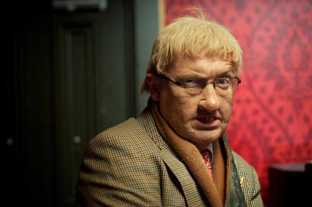 Alex Lowe (Barry from Watford)