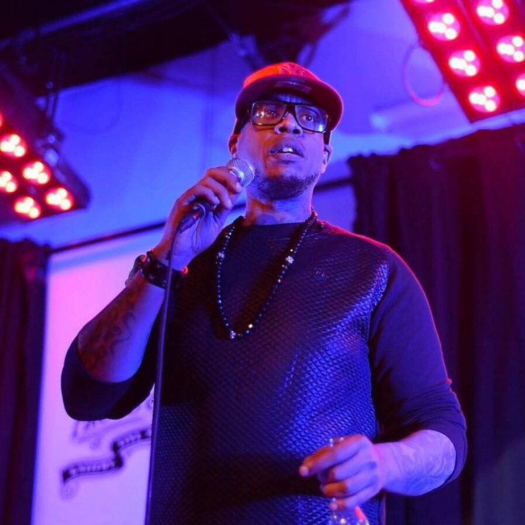 Dizzle The Comedian